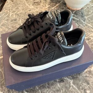 Women’s Prada Sneakers 37.5